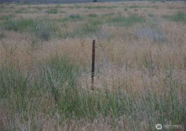Photo 1 of Land for sale at 0 Eastlake Rd, Ephrata, WA 98823 | MLS# NWM2546020 | Listing updated on 2026-09-22