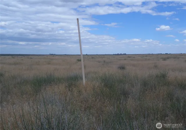 Photo 3 of Land for sale at 0 Eastlake Rd, Ephrata, WA 98823 | MLS# NWM2546020 | Listing updated on 2026-09-22