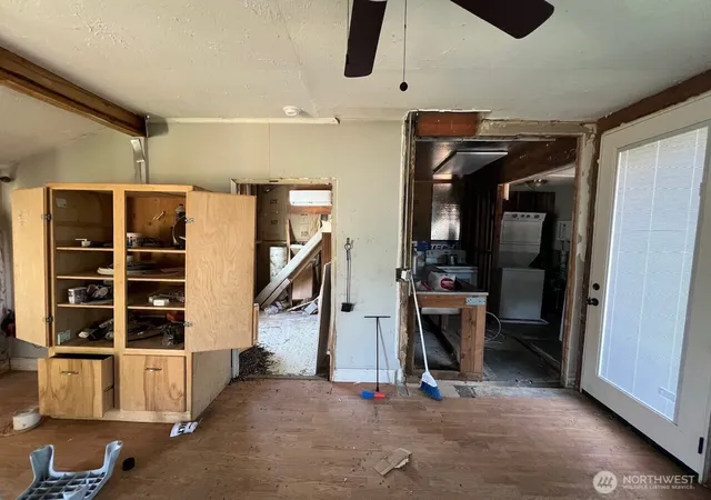 Photo 3 of Sale Pending at 125 S 6th Street, Mc Cleary, WA 98557 | MLS# NWM2546032 | Listing updated on 2026-09-25