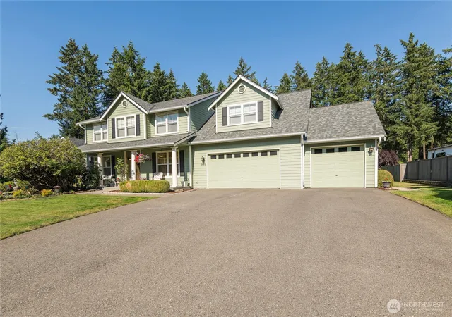 Photo 1 of Single family home for sale at 24412 214th Avenue Se, Maple Valley, WA 98038 | MLS# NWM2546043 | Listing updated on 2026-09-22
