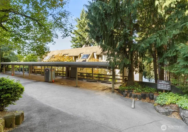 Photo 3 of Sale Pending at 923 Pershing Ave #205, Bremerton, WA 98312 | MLS# NWM2546071 | Listing updated on 2026-08-28