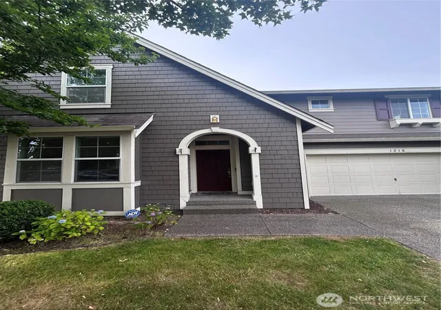 Photo 3 of Single family home for sale at 1218 32nd Street Ne, Auburn, WA 98002 | MLS# NWM2546094 | Listing updated on 2026-09-30