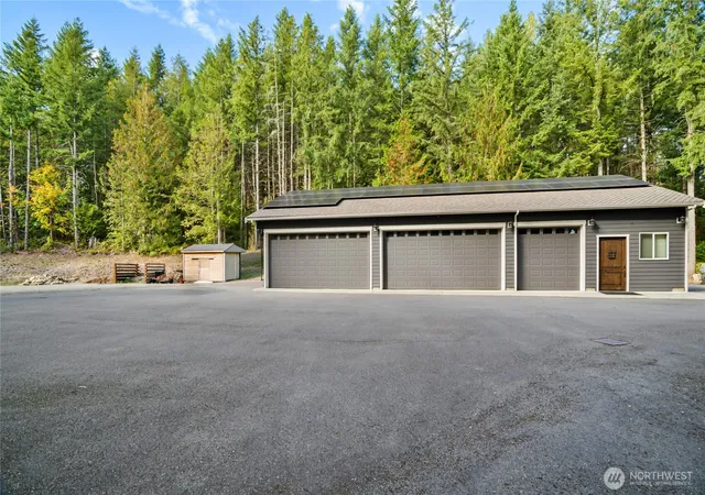 Photo 3 of Sale Pending at 27924 Se 268th Street, Ravensdale, WA 98051 | MLS# NWM2546108 | Listing updated on 2026-09-25