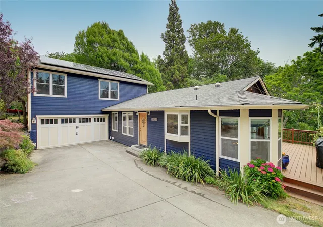 Photo 1 of Sale Pending at 11546 84th Avenue Ne, Kirkland, WA 98034 | MLS# NWM2546109 | Listing updated on 2026-09-21