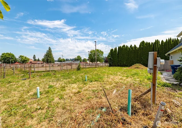 Photo 4 of Land for sale at 1720 S Walter St, Mount Vernon, WA 98273 | MLS# NWM2546136 | Listing updated on 2026-09-22