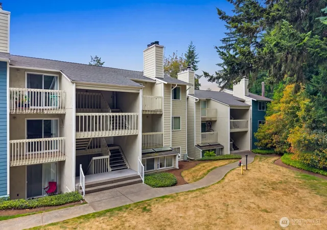 Photo 1 of Condo for sale at 9494 Redmond Woodinville Rd Ne #B102, Redmond, WA 98052 | MLS# NWM2546145 | Listing updated on 2026-09-22