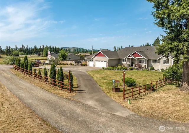 Photo 2 of Single family home for sale at 13903 Solberg Rd Se, Yelm, WA 98597 | MLS# NWM2546146 | Listing updated on 2026-09-22