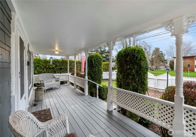 Photo 2 of Single family home for sale at 128 5th Avenue Nw, Puyallup, WA 98371 | MLS# NWM2546218 | Listing updated on 2026-09-22