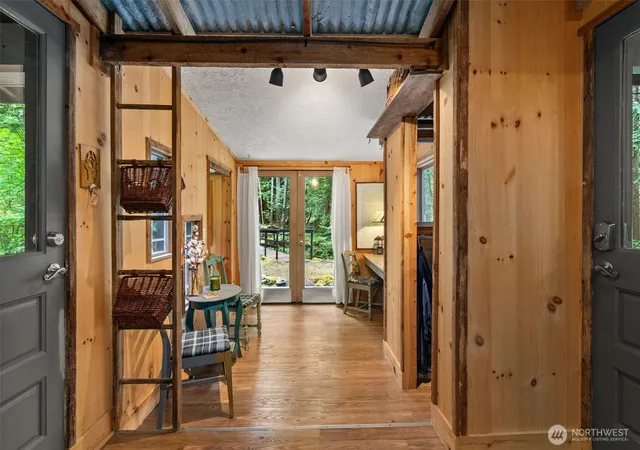 Photo 4 of Single family home for sale at 41 N Dow Pl, Hoodsport, WA 98548 | MLS# NWM2546221 | Listing updated on 2026-09-22
