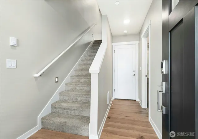 Photo 4 of Townhouse for sale at 13730 Manor Way #J6, Lynnwood, WA 98087 | MLS# NWM2546229 | Listing updated on 2026-09-29
