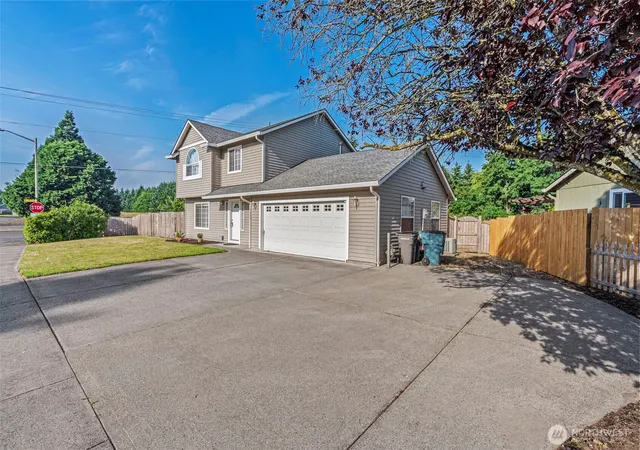 Photo 2 of Single family home for sale at 7608 Ne 88th Avenue, Vancouver, WA 98662 | MLS# NWM2546247 | Listing updated on 2026-10-02