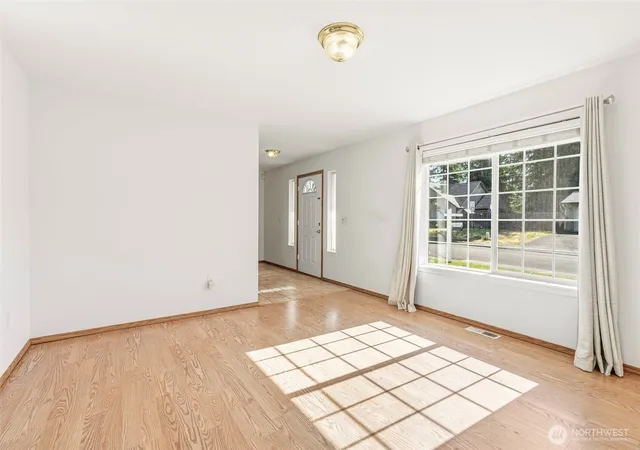 Photo 3 of Single family home for sale at 7608 NE 88th Avenue, Vancouver, WA 98662 | MLS# NWM2546247 | Listing updated on 2026-10-02