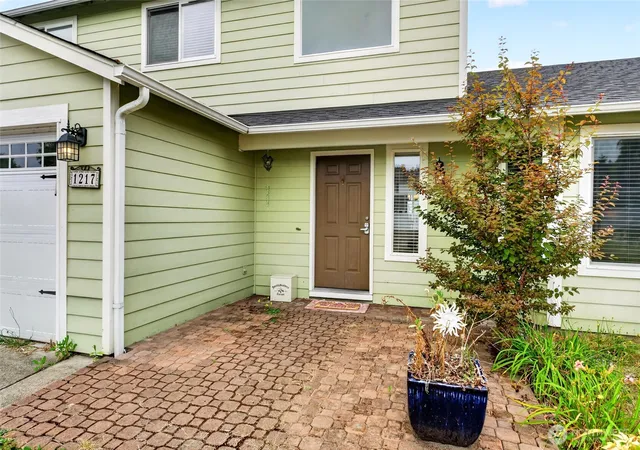 Photo 3 of Sale Pending at 1217 Boatman Ave Nw, Orting, WA 98360 | MLS# NWM2546268 | Listing updated on 2026-09-25