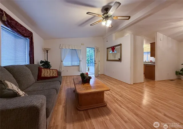 Photo 2 of Manufactured home for sale at 2610 E Section St #44, Mount Vernon, WA 98274 | MLS# NWM2546275 | Listing updated on 2026-10-01