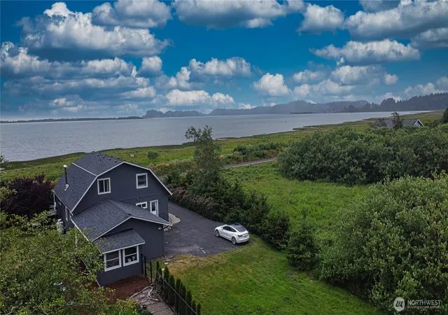 Photo 2 of Single family home for sale at 240 Stringtown Rd, Ilwaco, WA 98624 | MLS# NWM2546282 | Listing updated on 2026-09-22