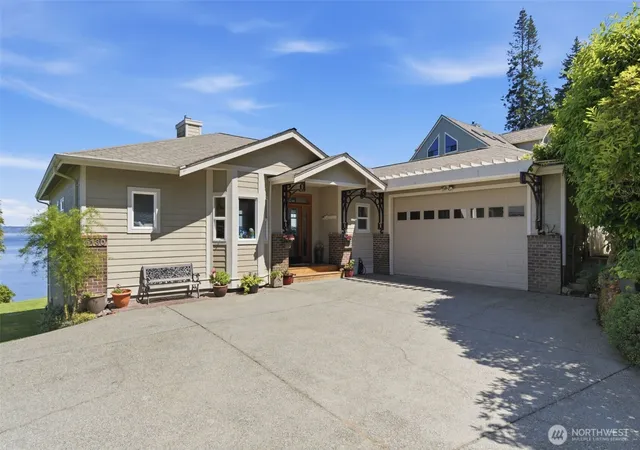 Photo 2 of Sale Pending at 25130 S Kingston Rd Ne, Kingston, WA 98346 | MLS# NWM2546294 | Listing updated on 2026-09-26