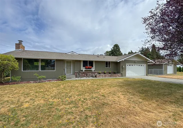 Photo 1 of Sale Pending at 860 Thornton Dr, Sequim, WA 98382 | MLS# NWM2546297 | Listing updated on 2026-09-25