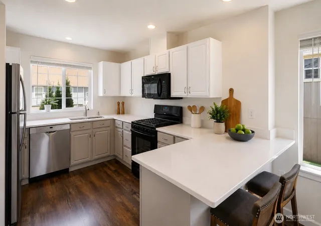 Photo 3 of Contingent at 3506 Nanette Ln Se, Port Orchard, WA 98366 | MLS# NWM2546361 | Listing updated on 2026-09-28