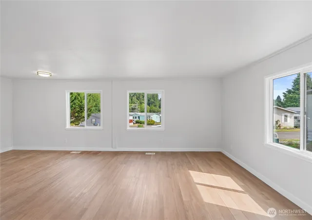 Photo 4 of Manufactured home for sale at 1019 Stanford Dr #16, Cosmopolis, WA 98537 | MLS# NWM2546369 | Listing updated on 2026-09-22