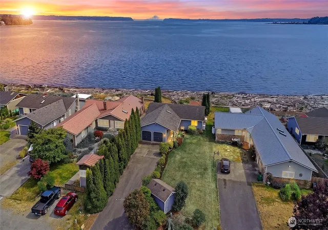 Photo 1 of Single family home for sale at 846 Livingston Bay Shore Dr, Camano Island, WA 98282 | MLS# NWM2546399 | Listing updated on 2026-09-22