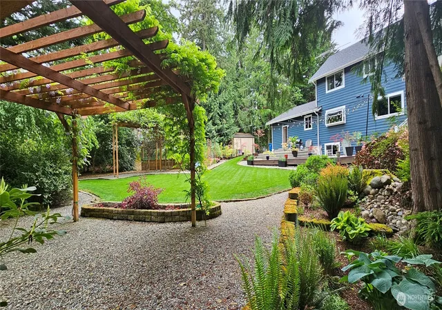 Photo 3 of Single family home for sale at 28210 187th Avenue Se, Kent, WA 98042 | MLS# NWM2546423 | Listing updated on 2026-09-22