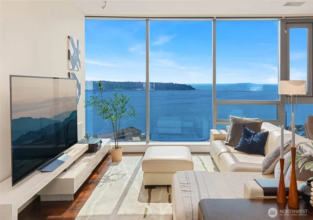 Photo 3 of Condo for sale at 1521 2nd Avenue #1404, Seattle, WA 98101 | MLS# NWM2546427 | Listing updated on 2026-09-22