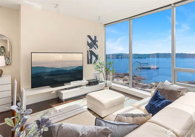 Photo 4 of Condo for sale at 1521 2nd Avenue #1404, Seattle, WA 98101 | MLS# NWM2546427 | Listing updated on 2026-09-22