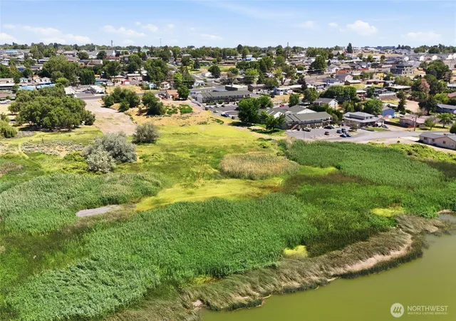 Photo 4 of Land for sale at 1042 S Division St, Moses Lake, WA 98837 | MLS# NWM2546443 | Listing updated on 2026-09-22