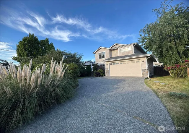 Photo 2 of Single family home for sale at 510 3rd Avenue N, Edmonds, WA 98020 | MLS# NWM2546448 | Listing updated on 2026-09-22