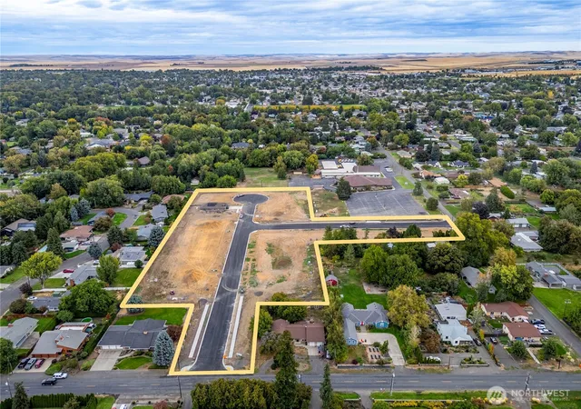 Photo 4 of Sale Pending at 1165 Bryant Ct, Walla Walla, WA 99362 | MLS# NWM2546495 | Listing updated on 2026-09-25