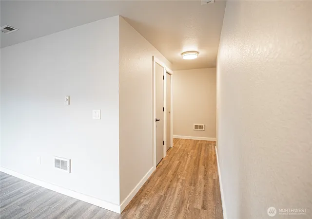 Photo 4 of Sale Pending at 10010 15th Avenue Ct E, Tacoma, WA 98445 | MLS# NWM2546499 | Listing updated on 2026-09-28