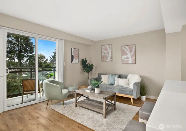 Photo 3 of Sale Pending at 1601 Taylor Ave N #405, Seattle, WA 98109 | MLS# NWM2546528 | Listing updated on 2026-09-25