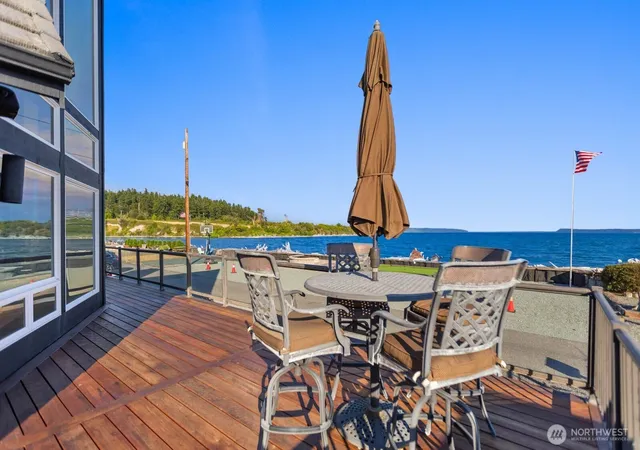Photo 2 of Single family home for sale at 301 Driftwood Shrs Rd, Camano Island, WA 98282 | MLS# NWM2546567 | Listing updated on 2026-09-22