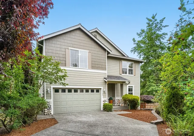 Photo 3 of Single family home for sale at 10193 224th Avenue Ne, Redmond, WA 98053 | MLS# NWM2546585 | Listing updated on 2026-09-23