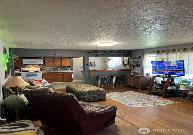 Photo 3 of Single family home for sale at 27407 West St, Ocean Park, WA 98640 | MLS# NWM2546590 | Listing updated on 2026-09-22