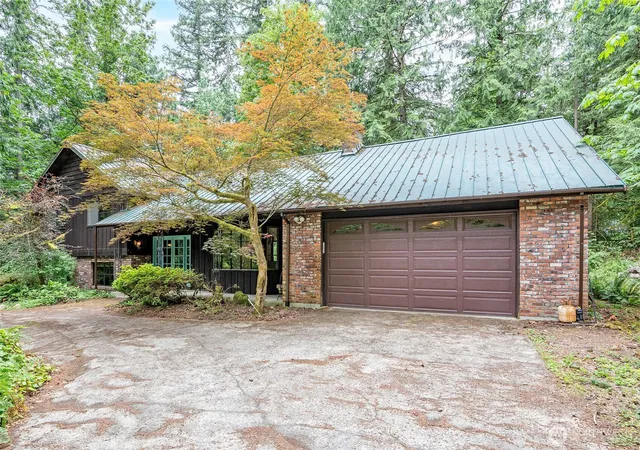 Photo 1 of Single family home for sale at 16035 266th Avenue Se, Issaquah, WA 98027 | MLS# NWM2546618 | Listing updated on 2026-09-22