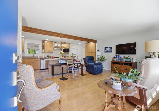 Photo 3 of Sale Pending at 8414 Leona Way Sw, Lakewood, WA 98499 | MLS# NWM2546622 | Listing updated on 2026-07-06