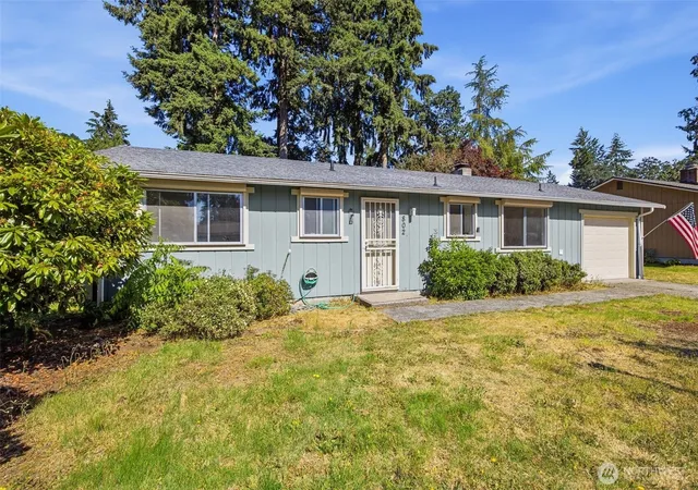 Photo 1 of Single family home for sale at 802 Oakcrest Dr Se, Lacey, WA 98503 | MLS# NWM2546624 | Listing updated on 2026-09-22
