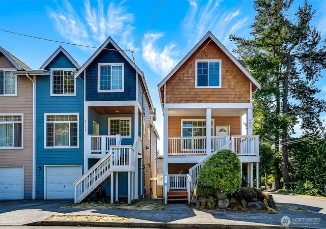 Photo 2 of Townhouse for sale at 4001 31st Avenue S, Seattle, WA 98108 | MLS# NWM2546634 | Listing updated on 2026-09-22