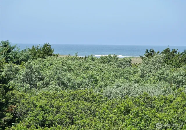 Photo 4 of Condo for sale at 615 Ocean Shrs Blvd NW #318, Ocean Shores, WA 98569 | MLS# NWM2546646 | Listing updated on 2026-09-22