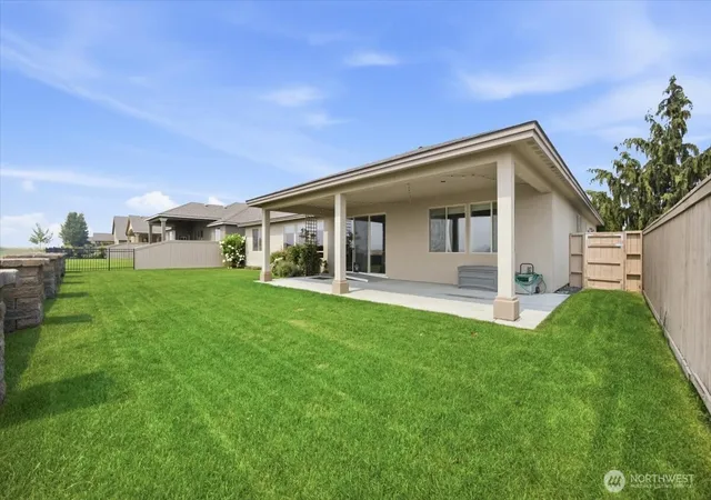 Photo 2 of Single family home for sale at 2278 Copperleaf St, Richland, WA 99354 | MLS# NWM2546708 | Listing updated on 2026-10-01