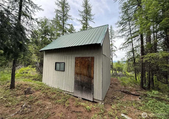 Photo 3 of Sale Pending at 0 Mule Deer Rd, Republic, WA 99166 | MLS# NWM2546740 | Listing updated on 2026-09-30