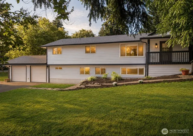 Photo 1 of Single family home for sale at 607 244th Street Sw, Bothell, WA 98021 | MLS# NWM2546758 | Listing updated on 2026-09-30