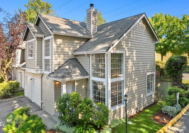 Photo 1 of Single family home for sale at 8002 118th Court Ne #11, Kirkland, WA 98033 | MLS# NWM2546784 | Listing updated on 2026-09-30