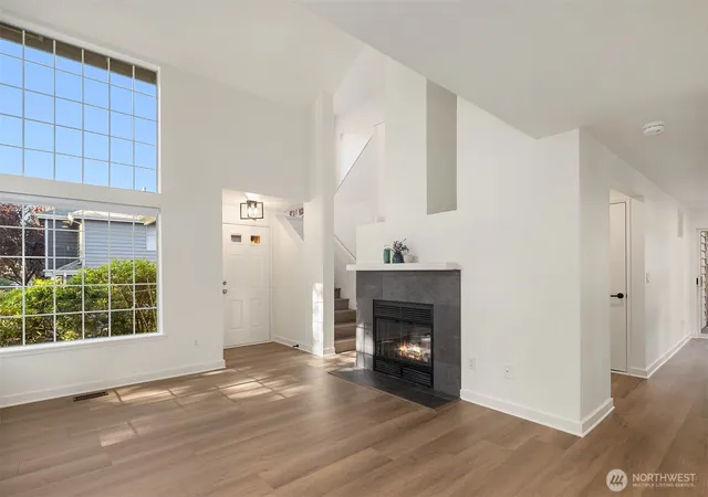 Photo 4 of Condo for sale at 8002 118th Court NE #11, Kirkland, WA 98033 | MLS# NWM2546784 | Listing updated on 2026-09-30