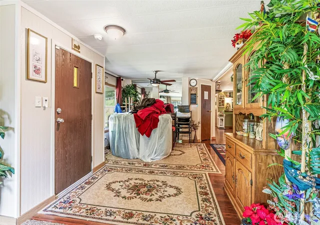 Photo 3 of Sale Pending at 250 Holly Blvd, Kalama, WA 98625 | MLS# NWM2546807 | Listing updated on 2026-09-25