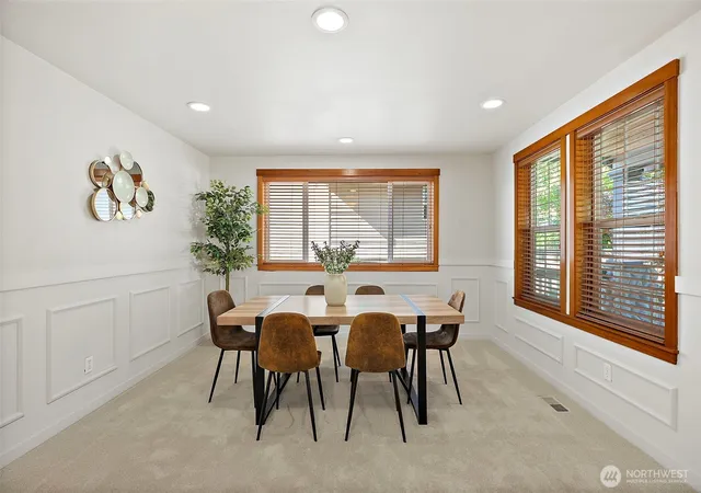 Photo 4 of Single family home for sale at 2110 26th Place SE, Puyallup, WA 98372 | MLS# NWM2546814 | Listing updated on 2026-09-18