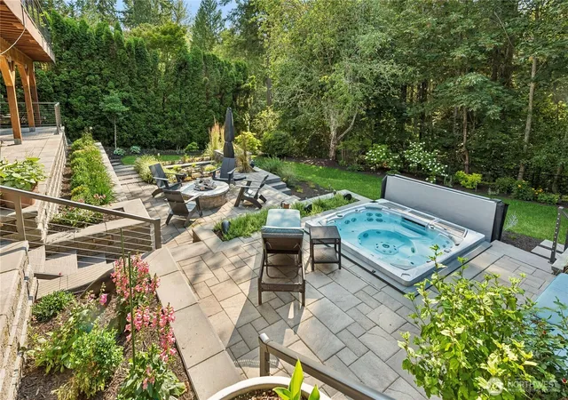 Photo 3 of Single family home for sale at 4405 229th Place Se, Sammamish, WA 98075 | MLS# NWM2546829 | Listing updated on 2026-09-22