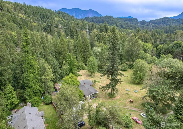 Photo 3 of Single family home for sale at 4634 365th Avenue SE, Fall City, WA 98024 | MLS# NWM2546870 | Listing updated on 2026-09-22