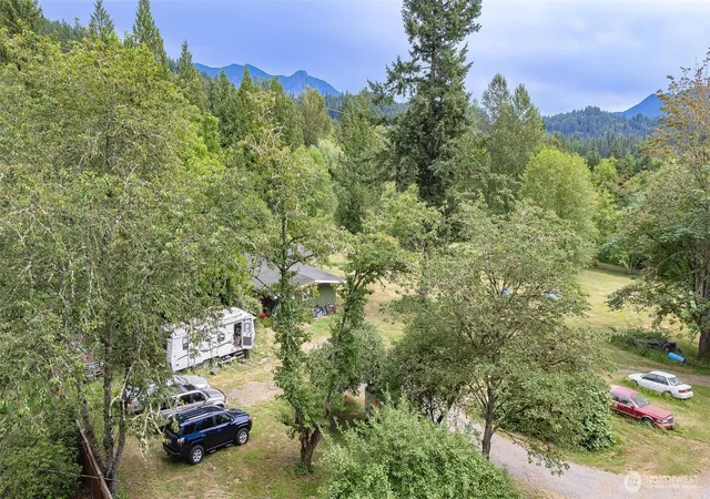 Photo 4 of Single family home for sale at 4634 365th Avenue SE, Fall City, WA 98024 | MLS# NWM2546870 | Listing updated on 2026-09-22